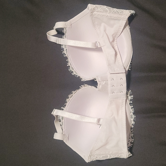 Victoria Secret Rhinestone Bra - Picture 4 of 6